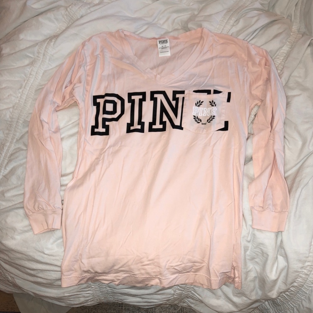 VS PINK ✧･ﾟLONG SLEEVE